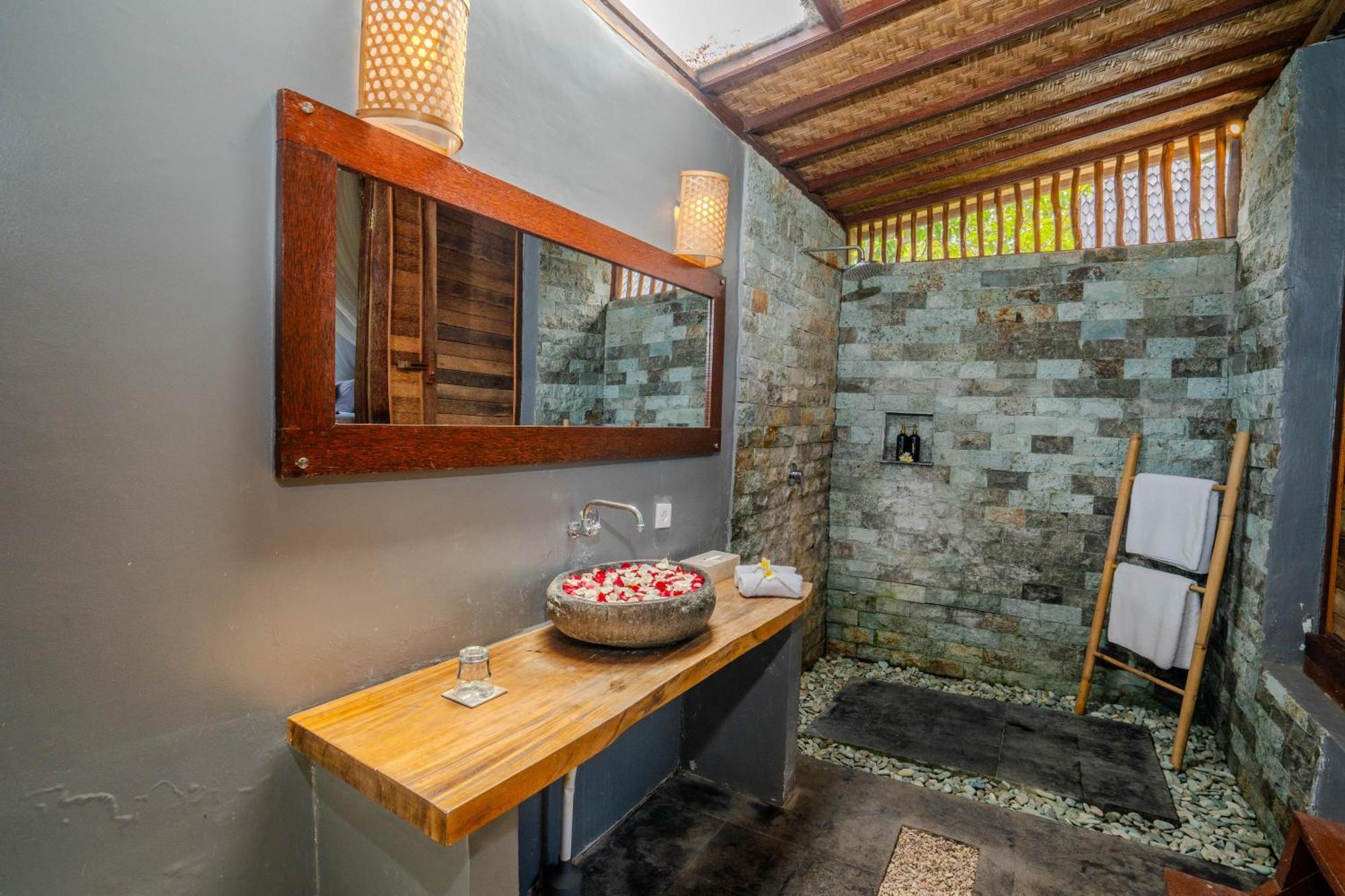 Lumbung Bukit Resort Uluwatu Eksteriør billede